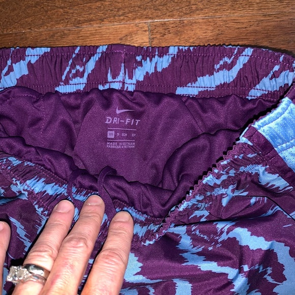 Nike Dri Fit Running shorts - Picture 2 of 3